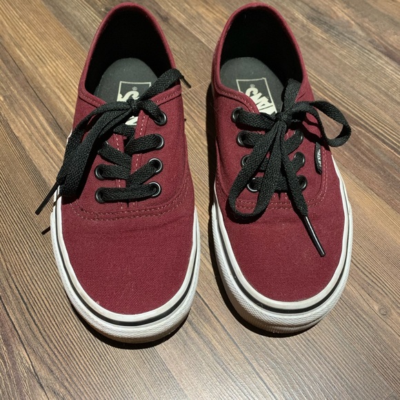 Souliers - Picture 2 of 3